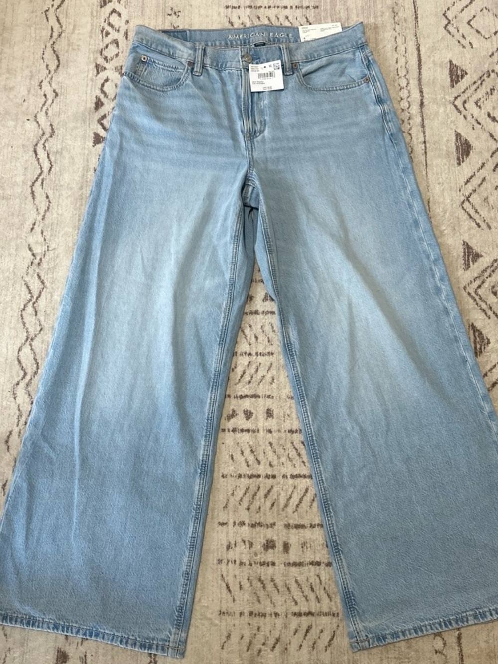 American Eagle Outfitters Light Wash Ultra Wide-Leg Jeans - Women's
